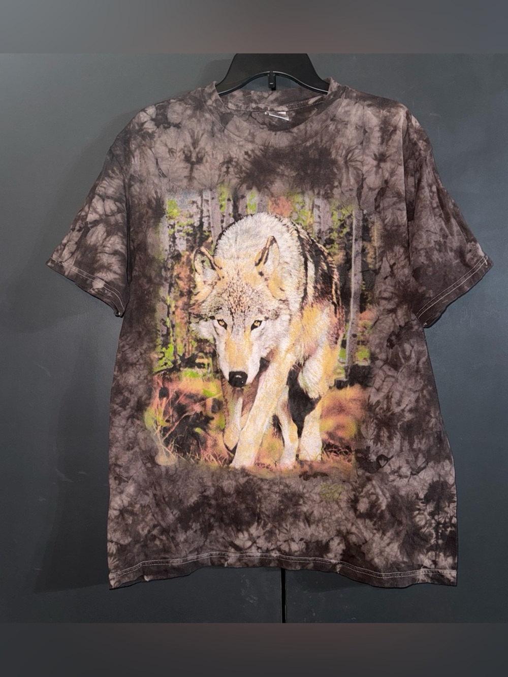 Vintage 90s Nature Wolves Tee